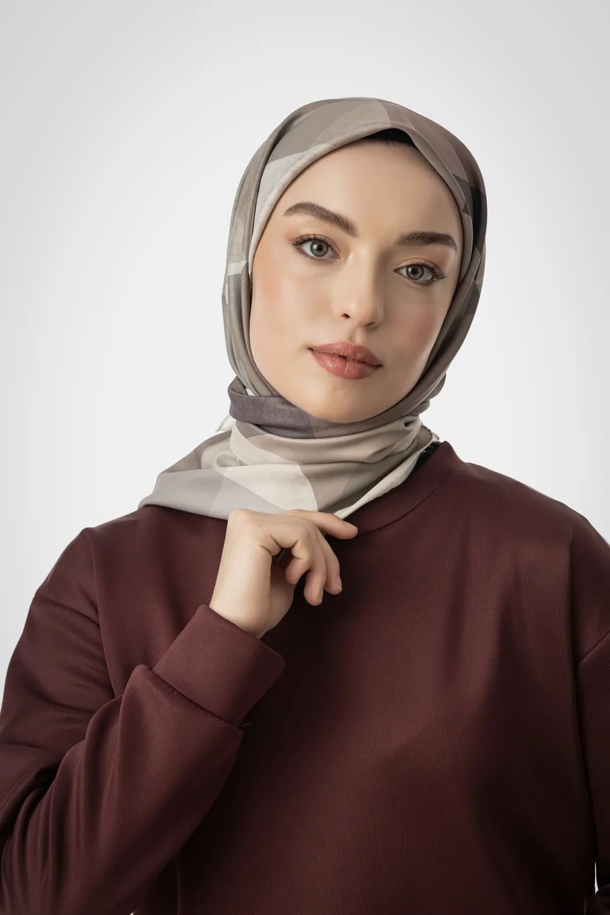 Desenli Twill Eşarp Astrid - Toprak