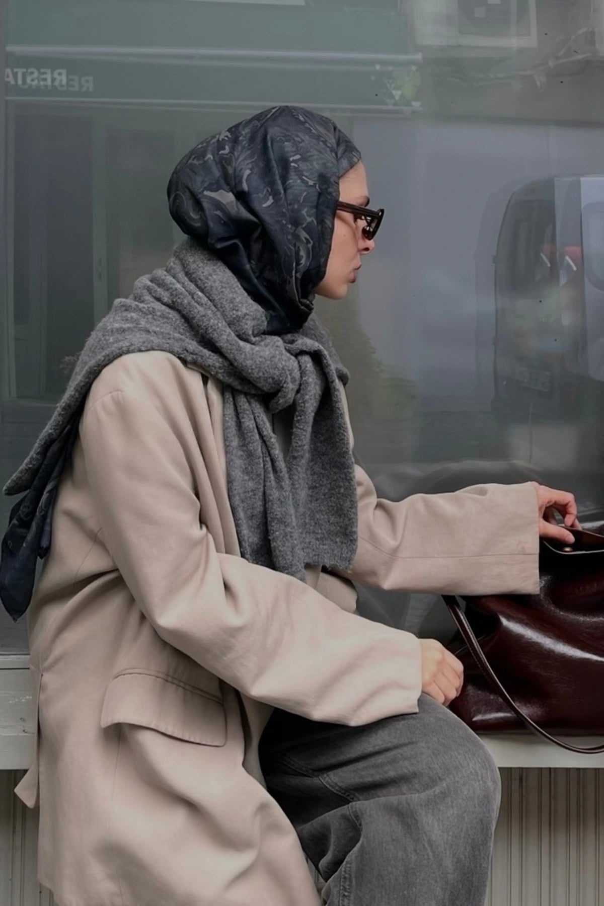 Botanik Desenli Koyu Haki Şal - S09