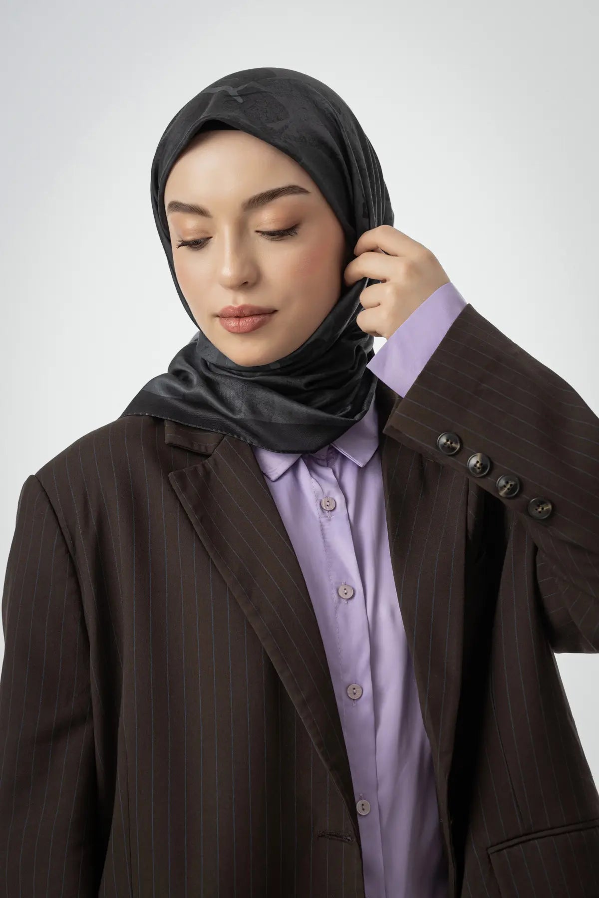 Mila Desenli Antrasit Eşarp - S15