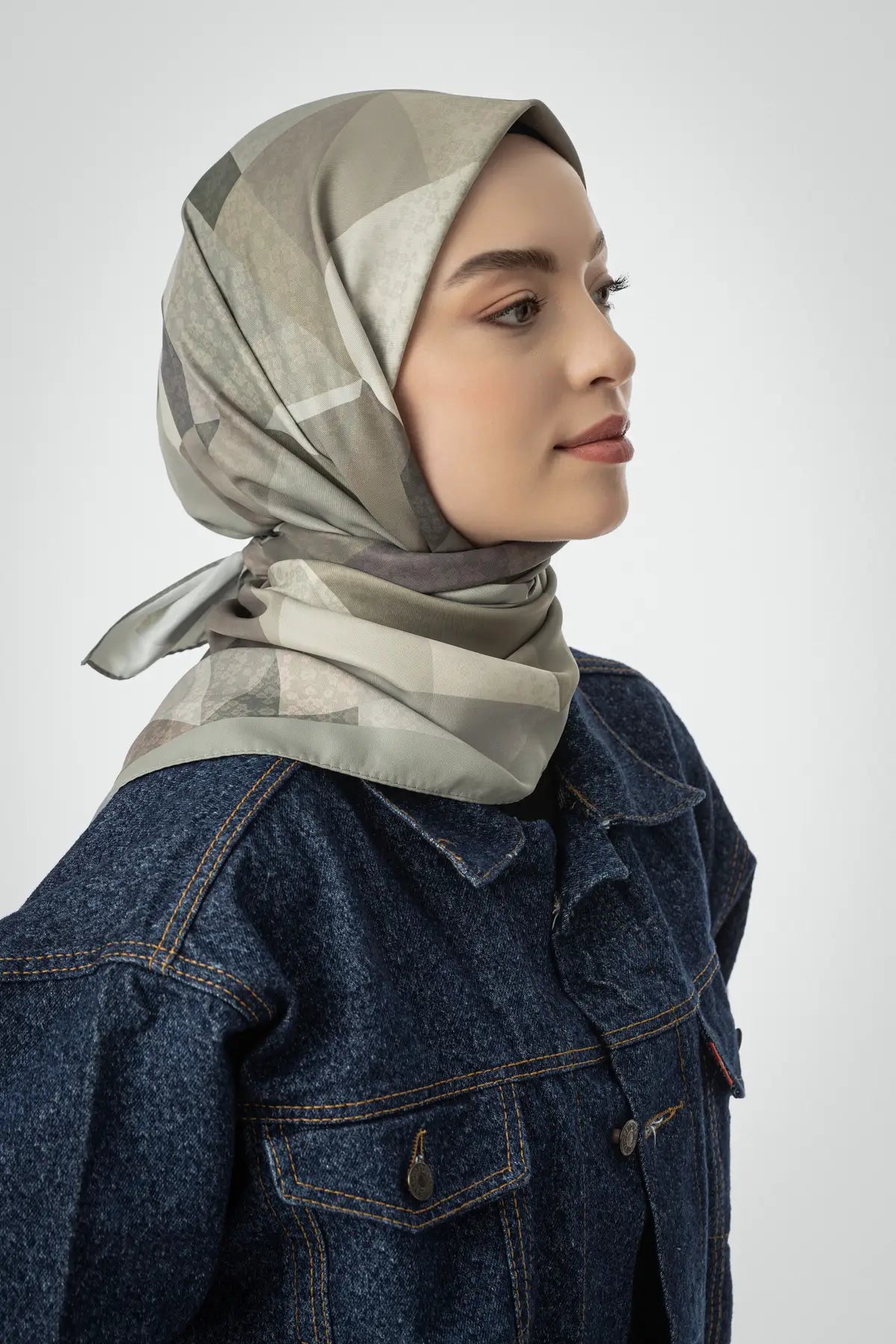 Desenli Twill Eşarp Astrid - Soft Yeşil