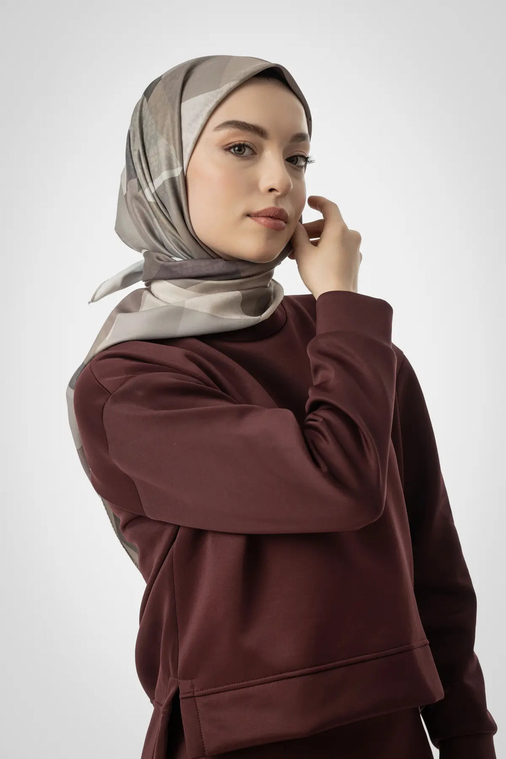 Desenli Twill Eşarp Astrid - Toprak
