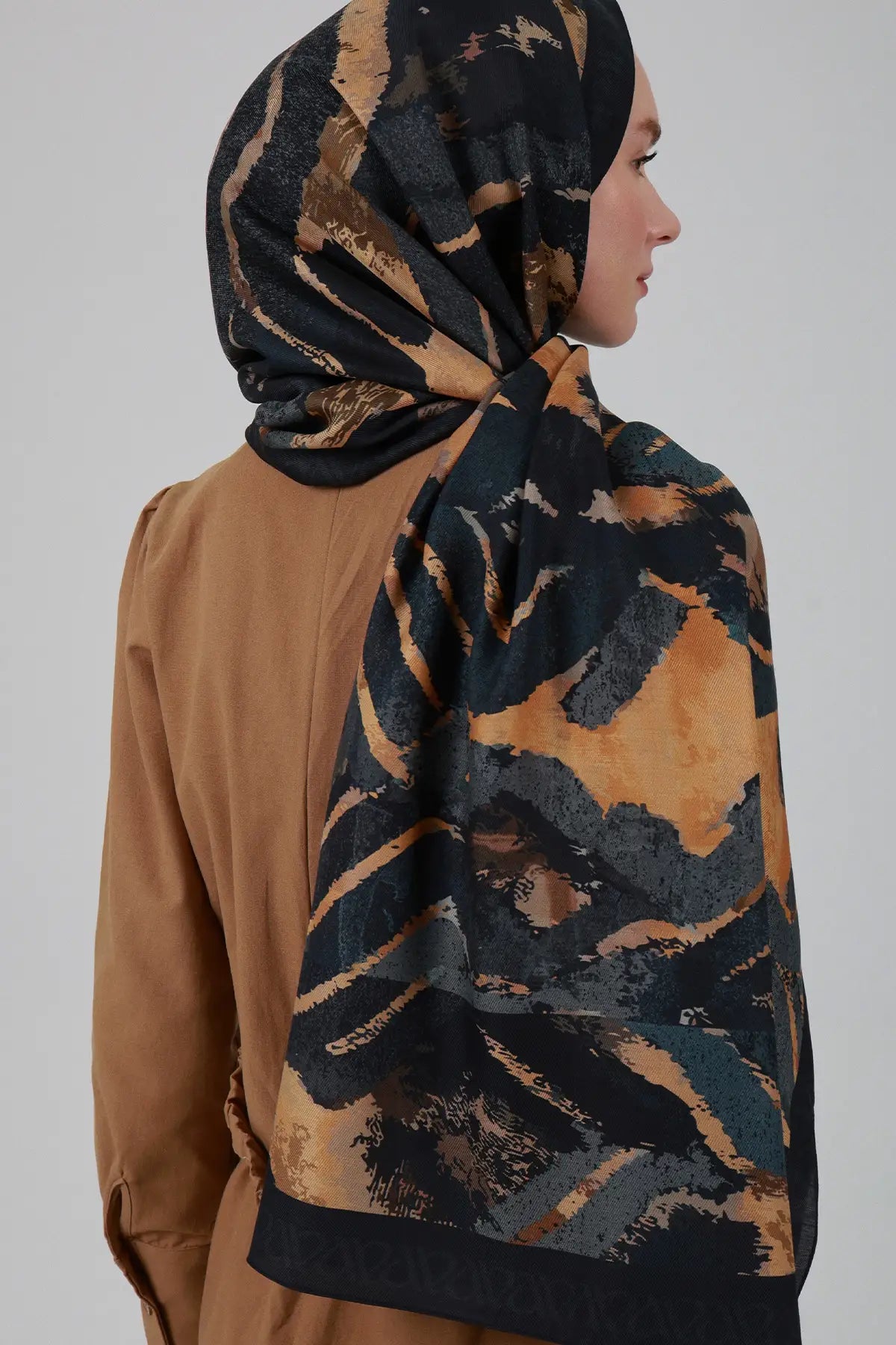 Duna Desen İpek Şal - Amber