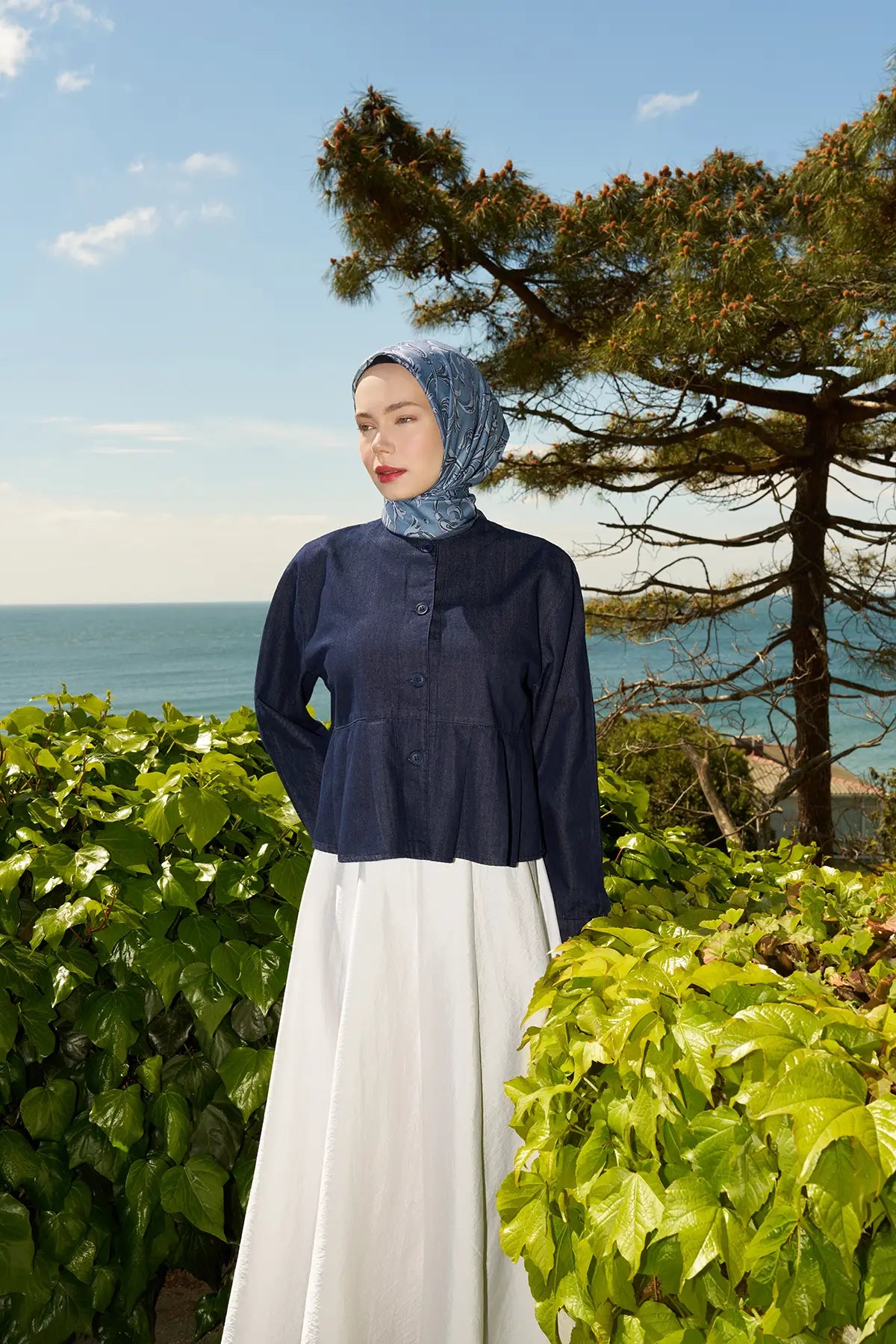 Flora Desenli Mavi Eşarp - MK02