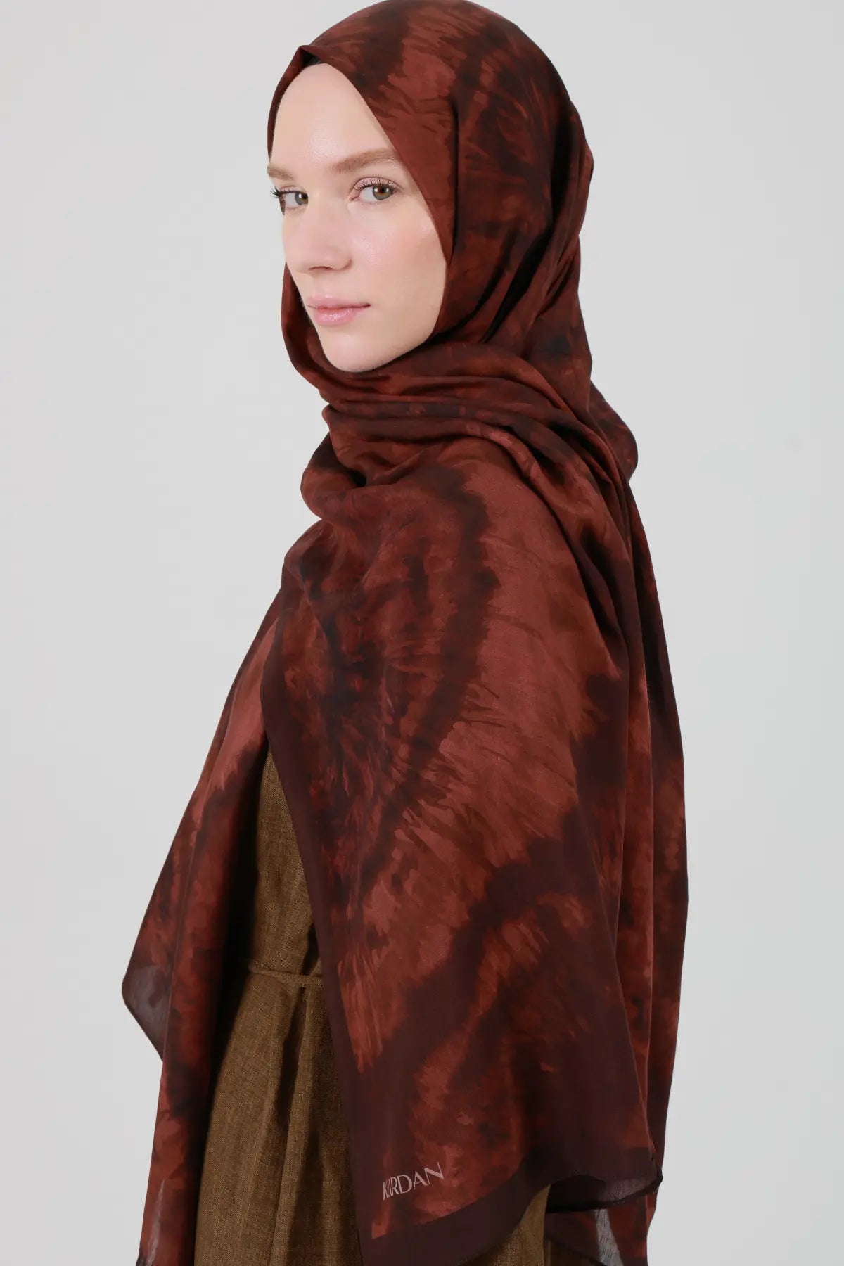 Kozmik Desenli Bordo Şal - S38