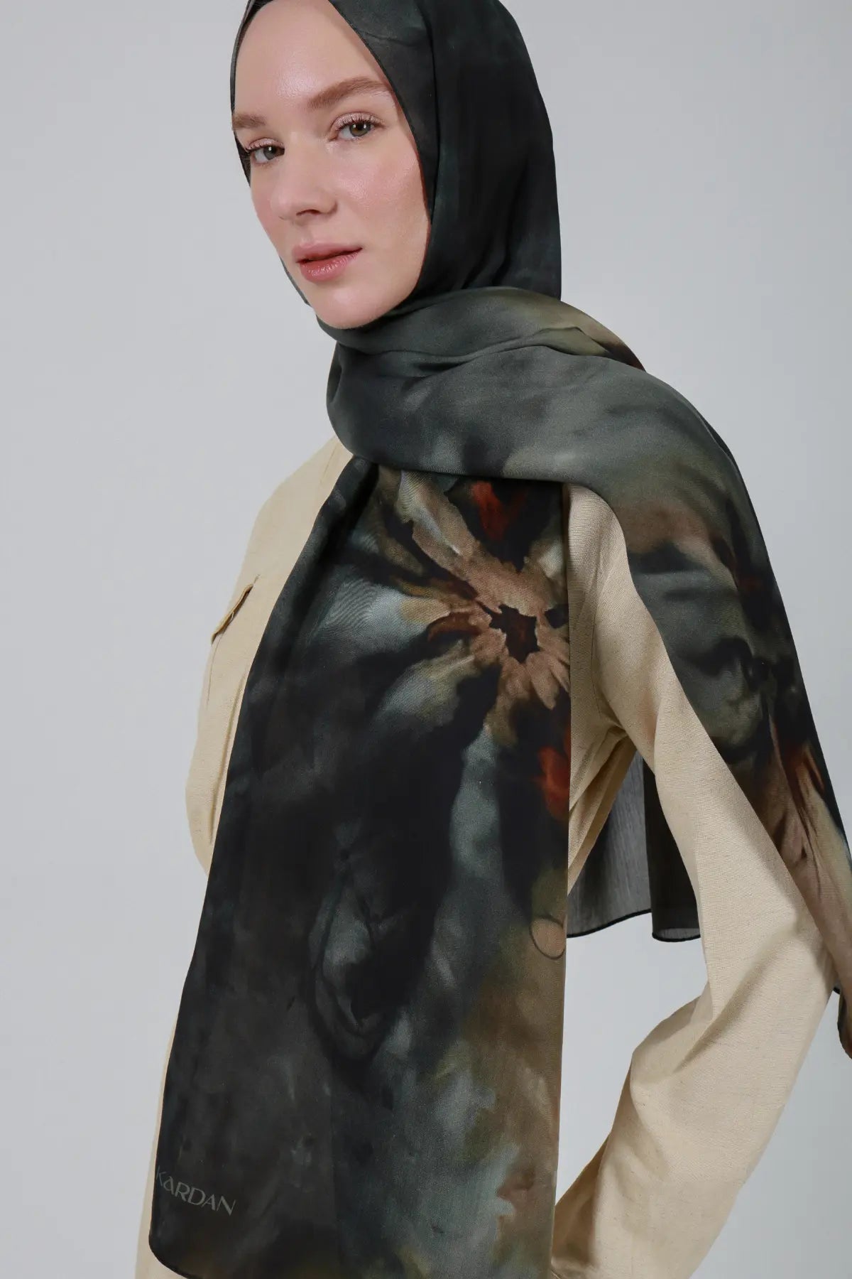 Kozmos Desenli Yeşil Şal - S33