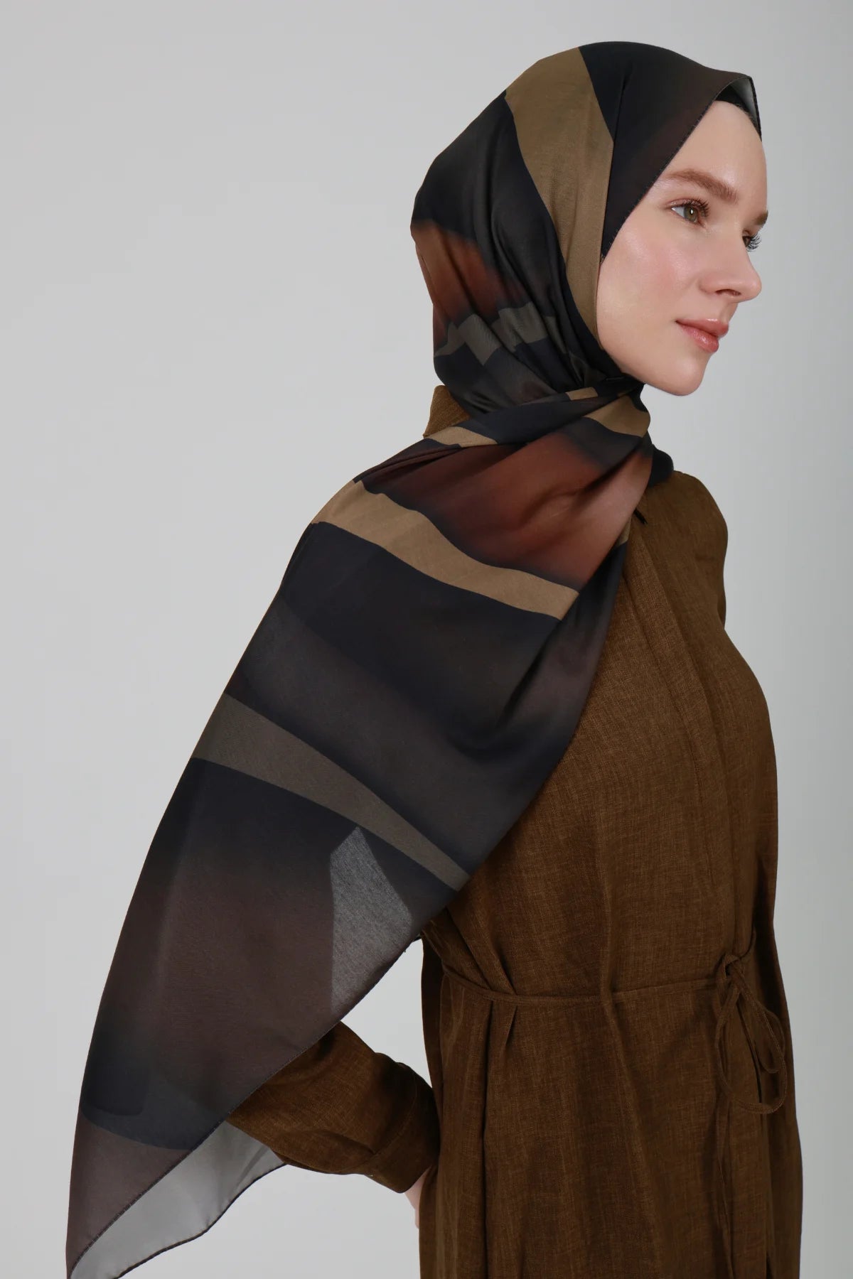 Lav Desen Şal - Kahve - M16