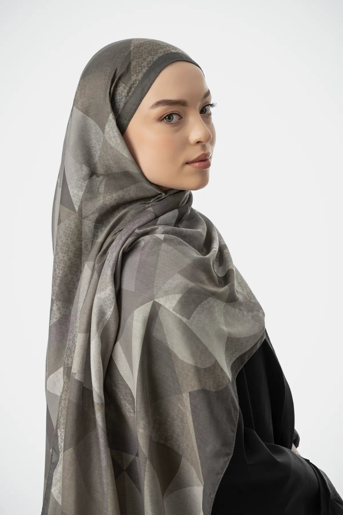 Astrid Desen Şal - Kül