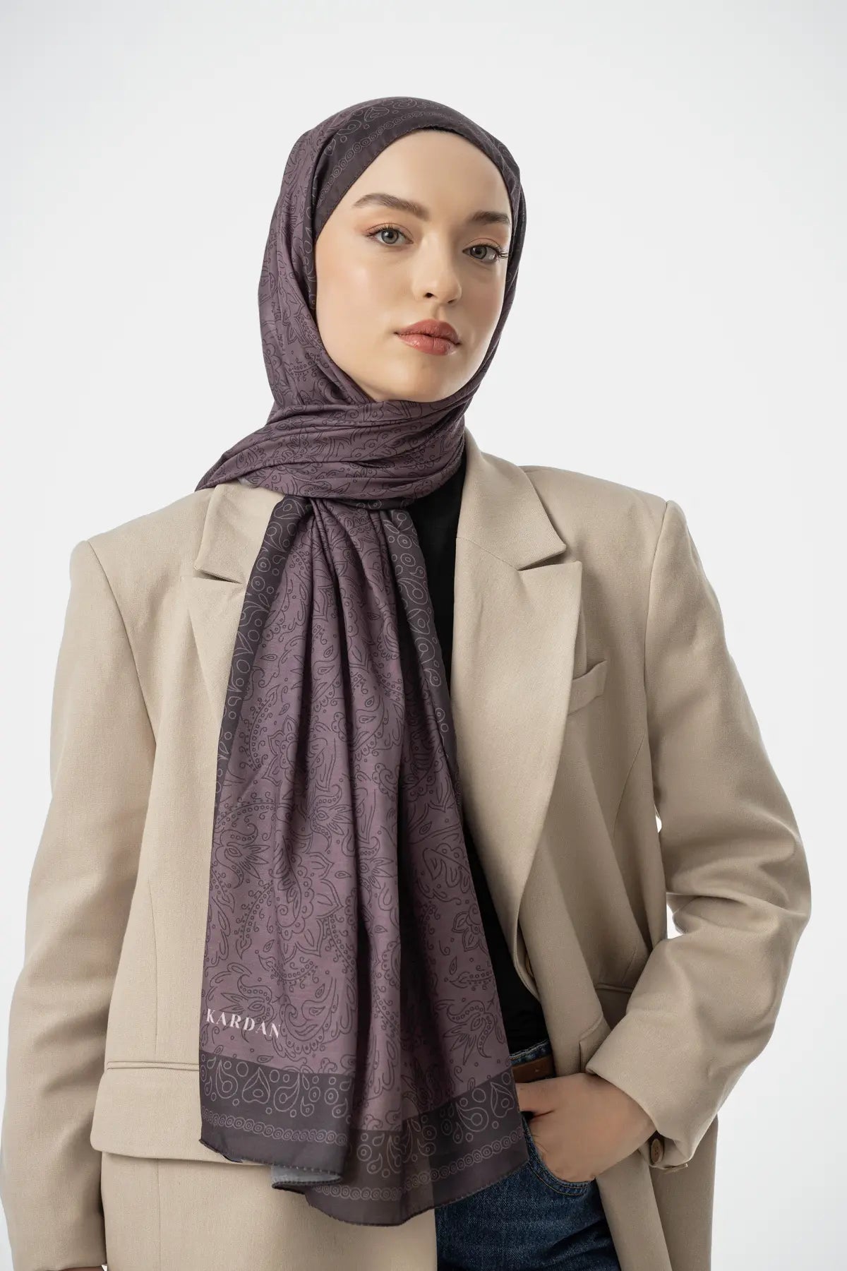 Rosa Desenli Taflan Şal, tam boy profil – Kardan Mist