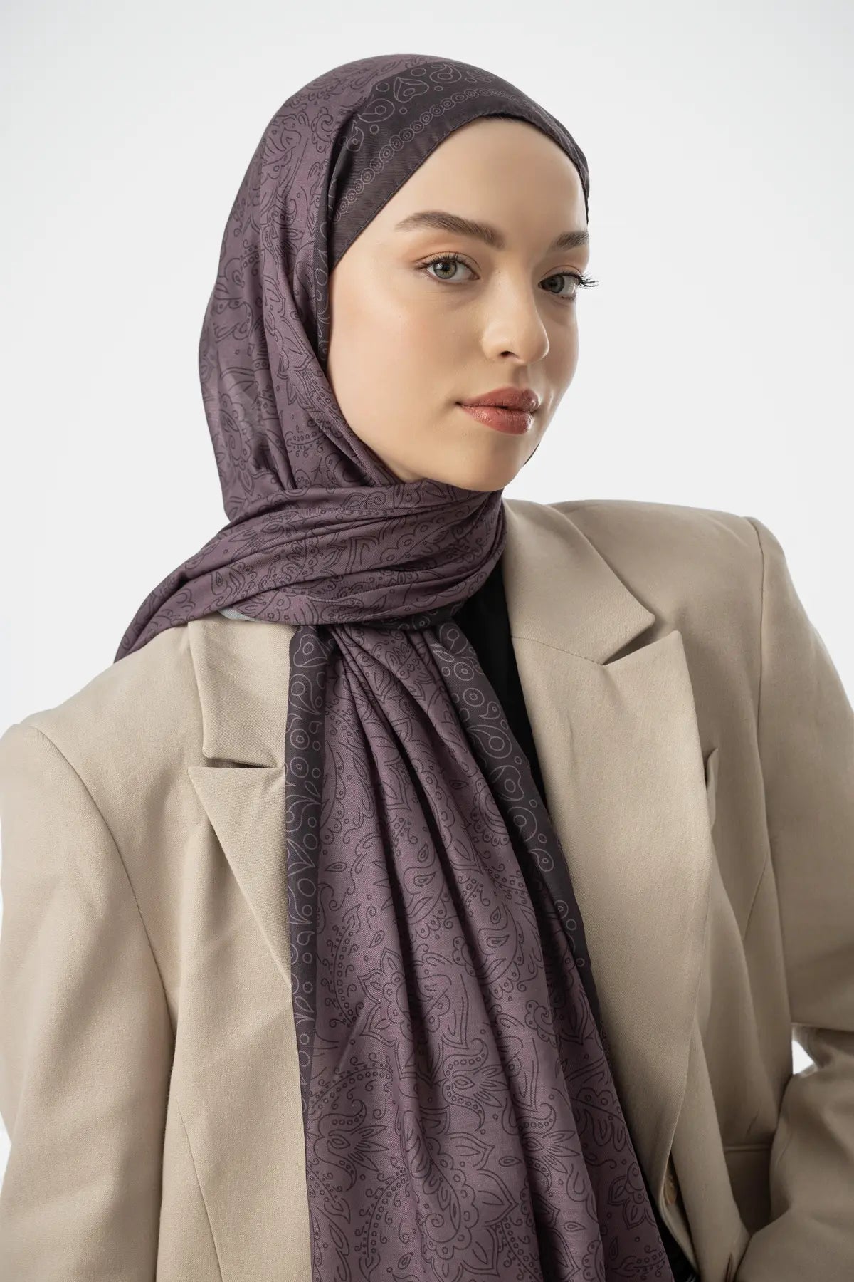 Rosa Desenli Taflan Şal, desen detay yakın çekim – Kardan Mist