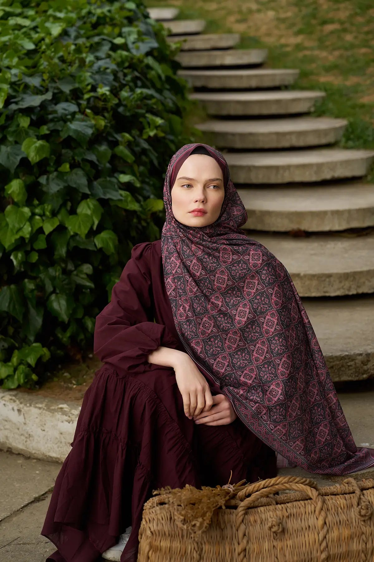 Motif Desenli Bordo Şal - MG02