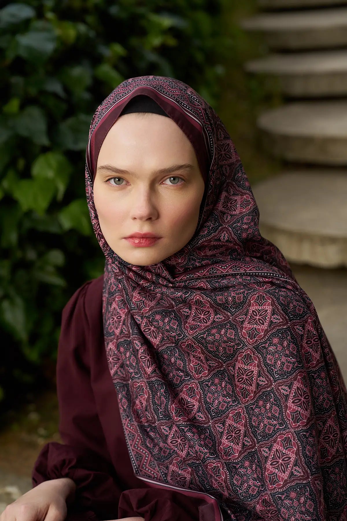 Motif Desenli Bordo Şal - MG02