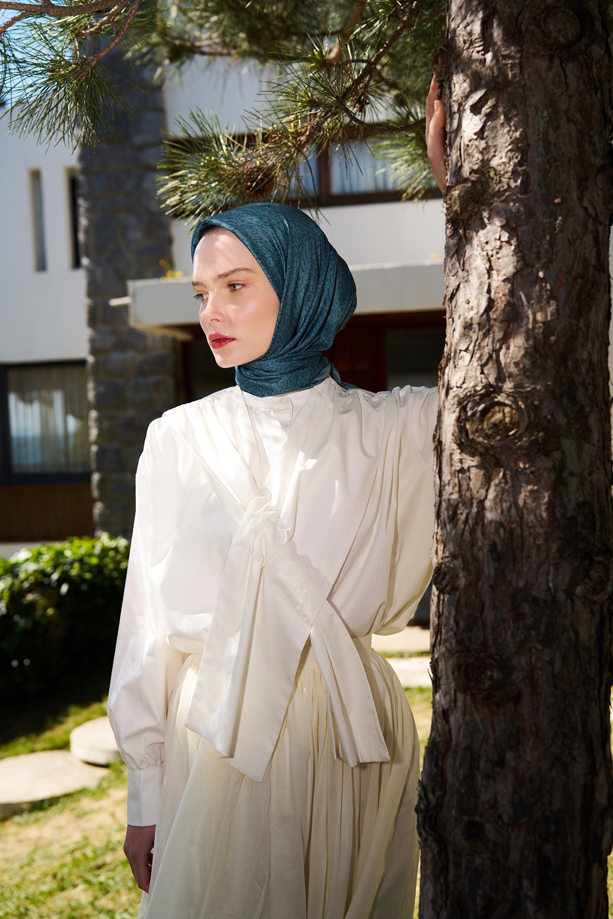 Paisley Desenli Petrol Eşarp - MK07