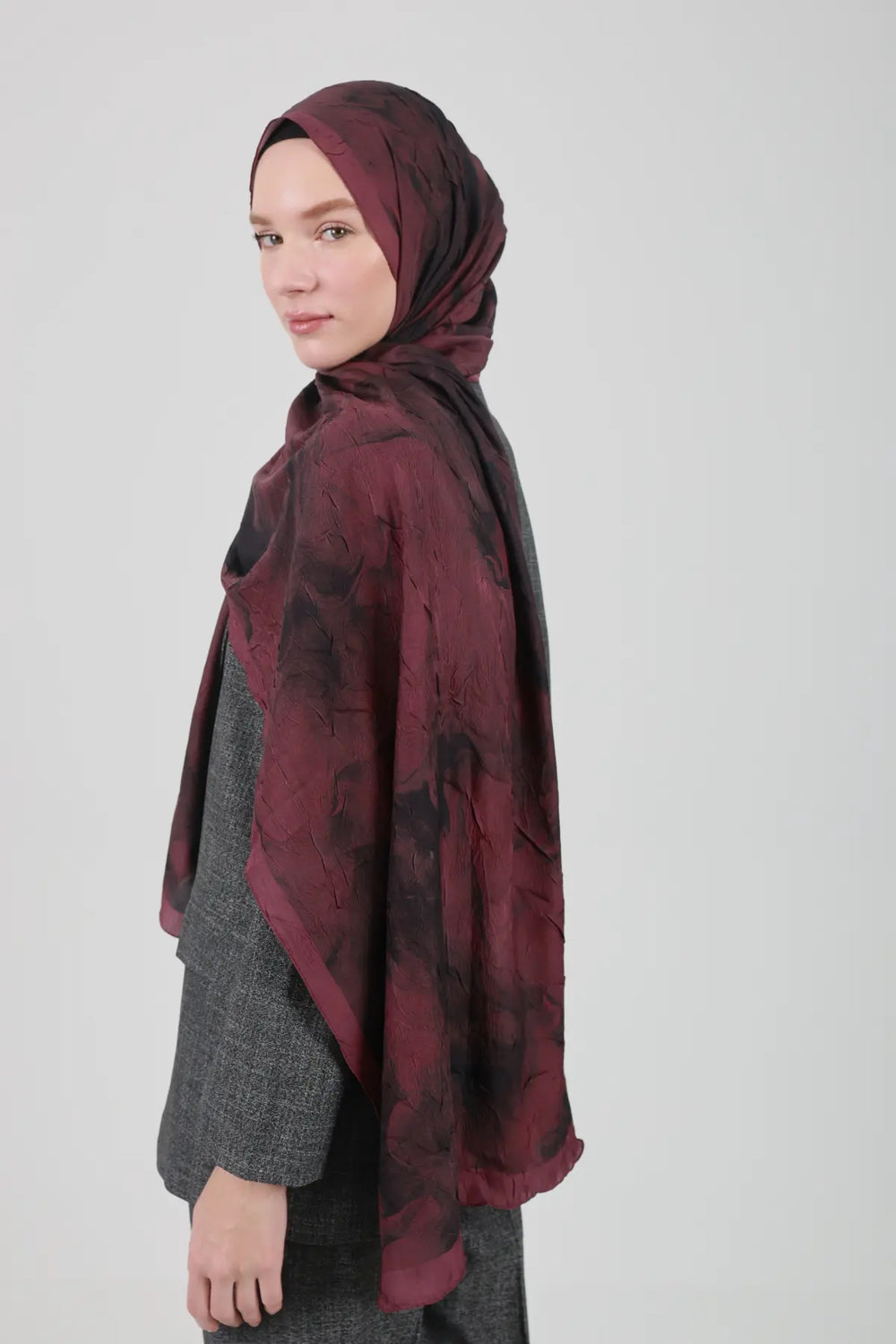 Soyut Desenli Mürdüm Şal - M21