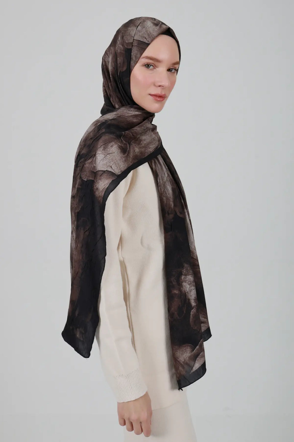 Soyut Desenli Sepya Şal - M22