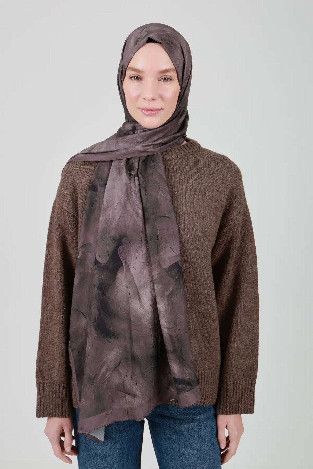 Soyut Desenli Taflan Kraş Şal, ön görünüm – Kardan Rölyef