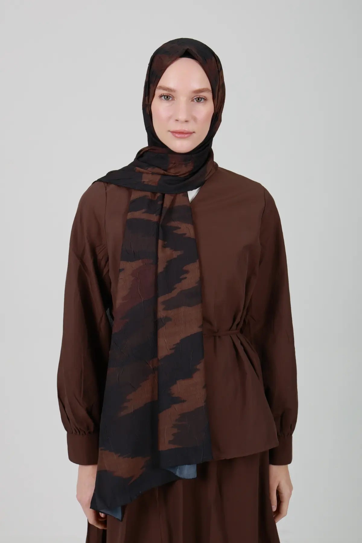 Zigzag Desenli Kahve Şal - M24