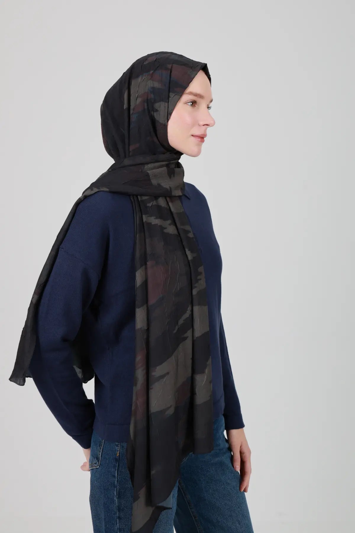 Zigzag Desenli Koyu Yeşil Şal - M28